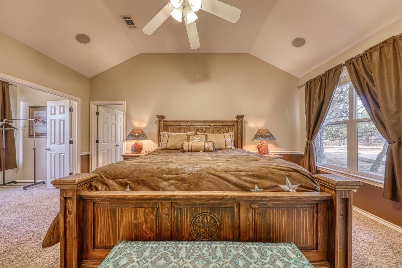 River Mountain Retreat Wimberley Luaran gambar