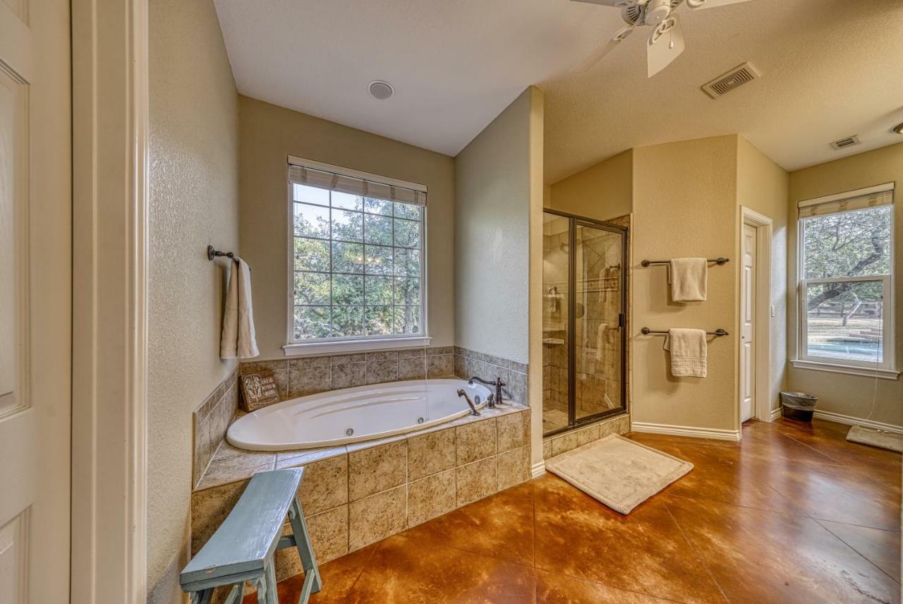 River Mountain Retreat Wimberley Luaran gambar