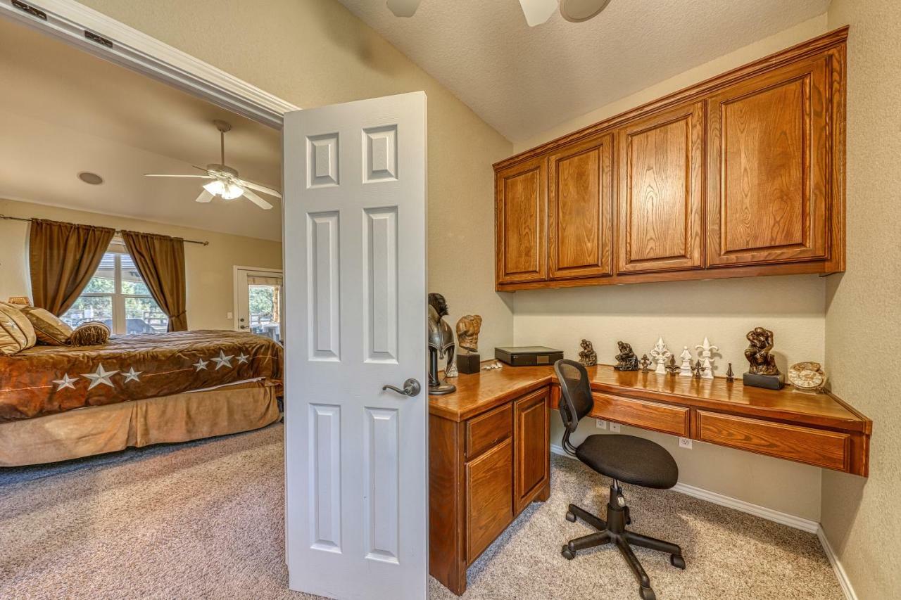 River Mountain Retreat Wimberley Luaran gambar