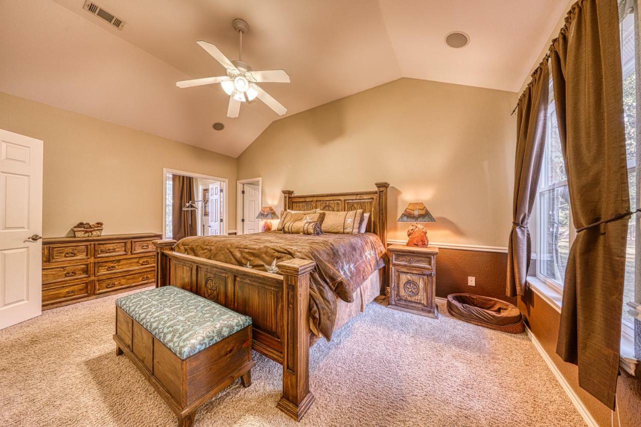 River Mountain Retreat Wimberley Luaran gambar